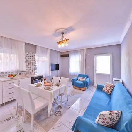 Pelit Apart * Kaş